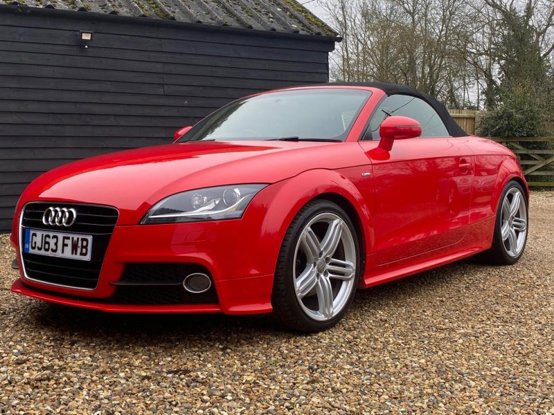 AUDI TT