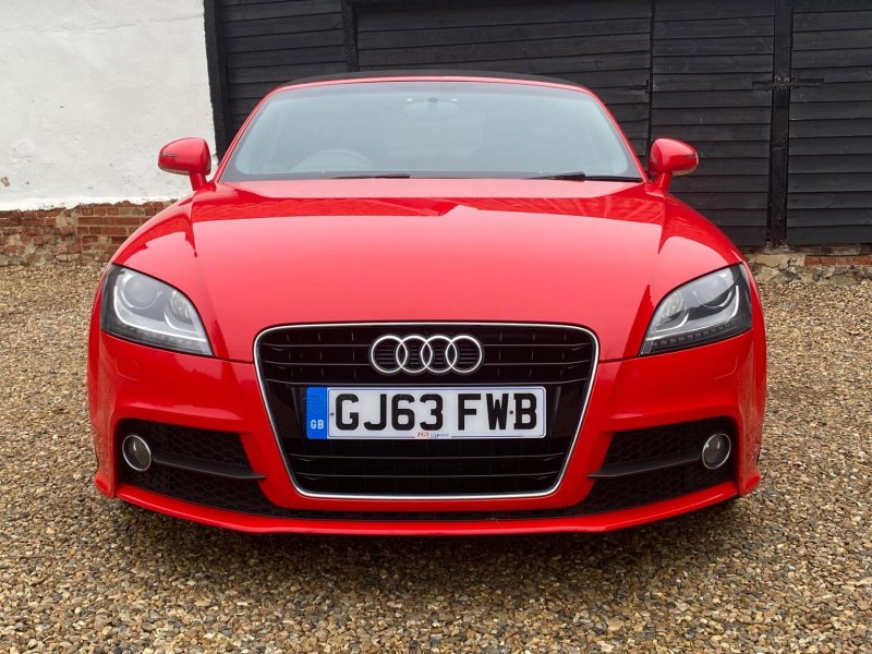 AUDI TT