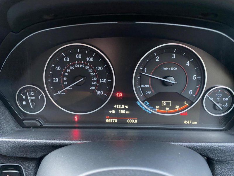 BMW 3 SERIES