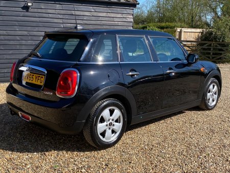 MINI HATCH 1.5 Cooper Euro 6 (s/s) 5dr